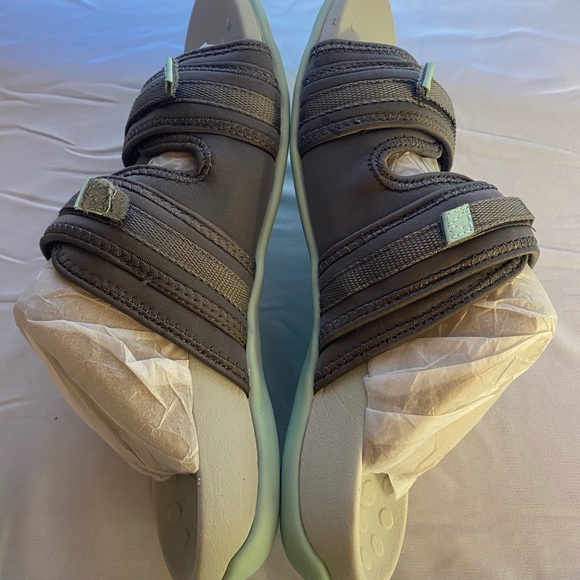 Vionic Sarah Adjustable Double Strap Slides Sandals Grey Blue Size 8.5 New - Picture 6 of 10